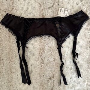 Black Adjustable Garter Belt XL